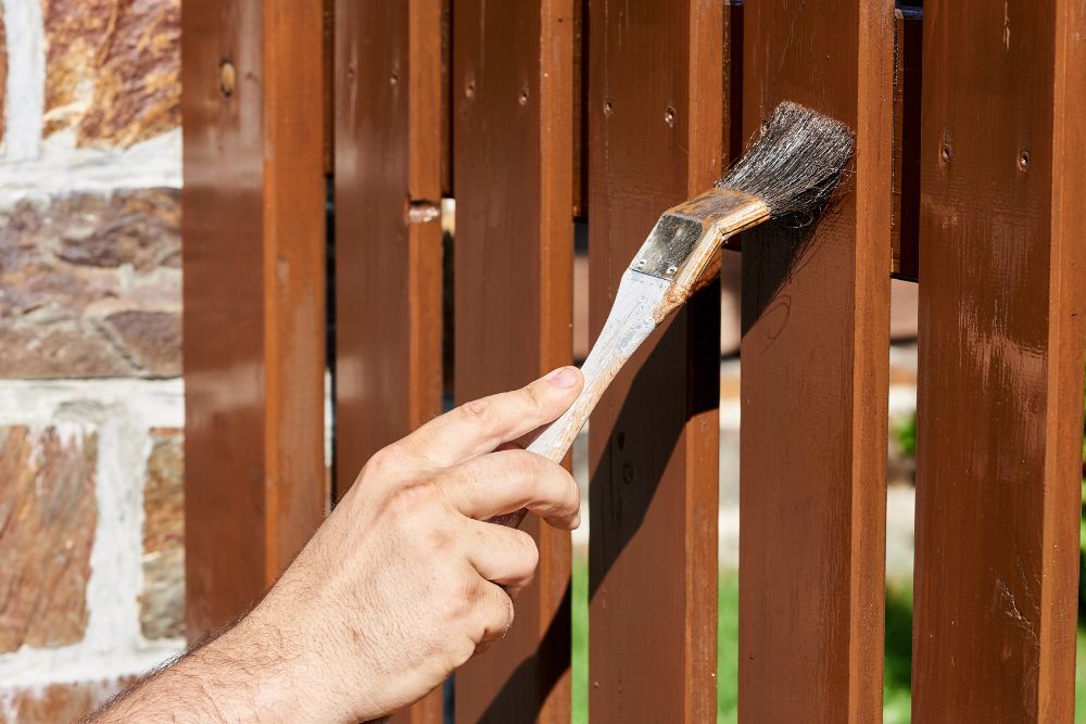 How To Paint A Wood Fence