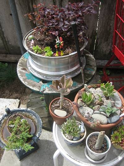 31 Best Tire Planter Ideas