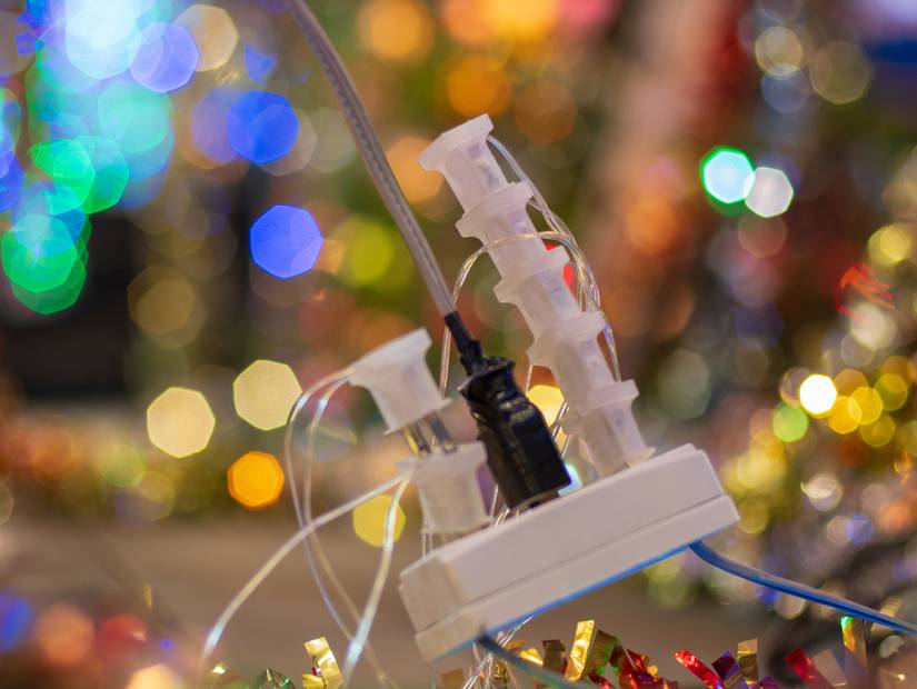How To Make An Outdoor Christmas Tree Made of Lights