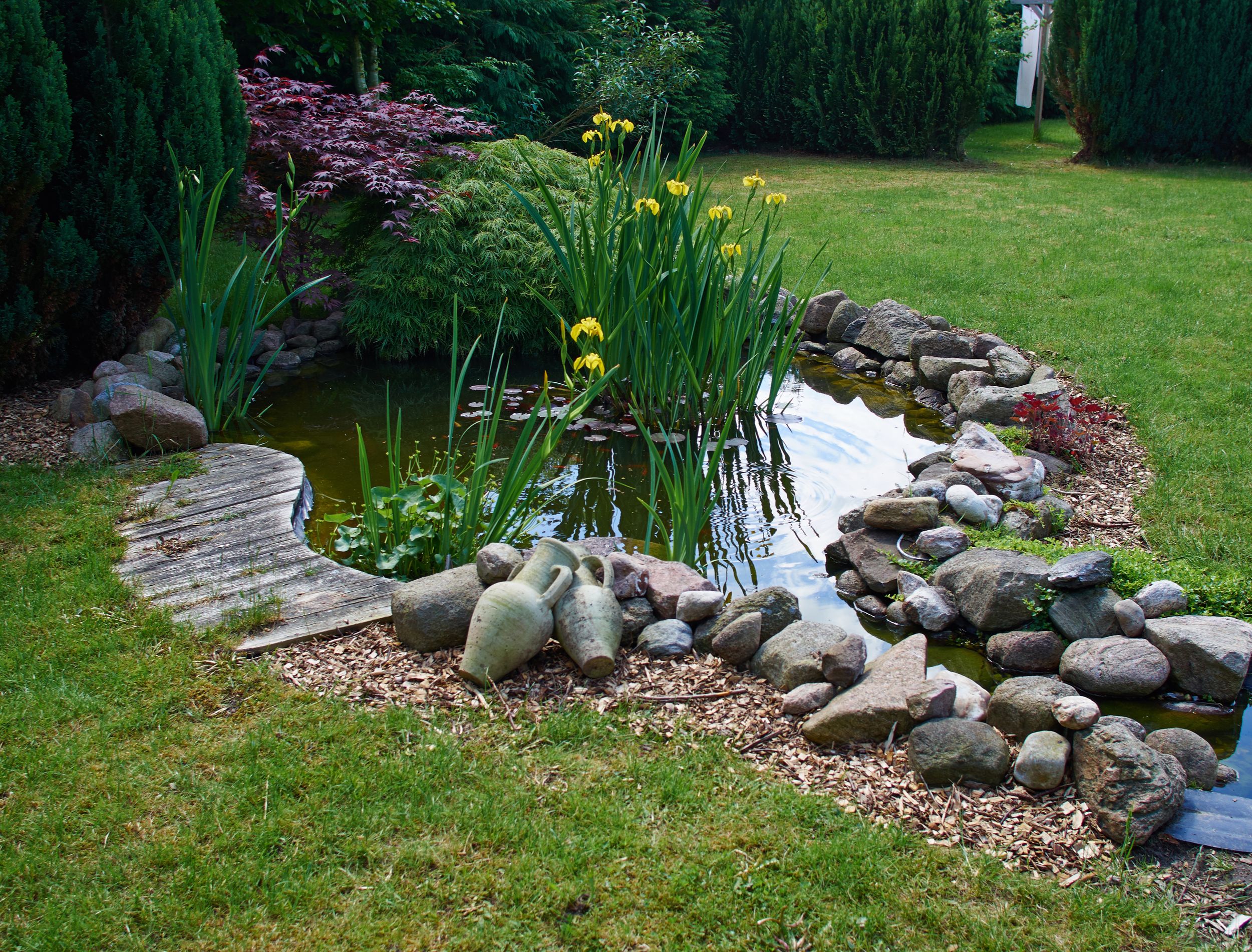12 Best Easy DIY Pond Ideas For Garden \u0026 Patio - A Piece Of Rainbow, image size:2500x1900