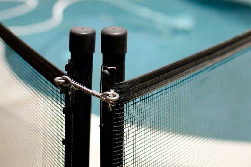 6 Ways to Add Privacy to Your Chain Link Fence