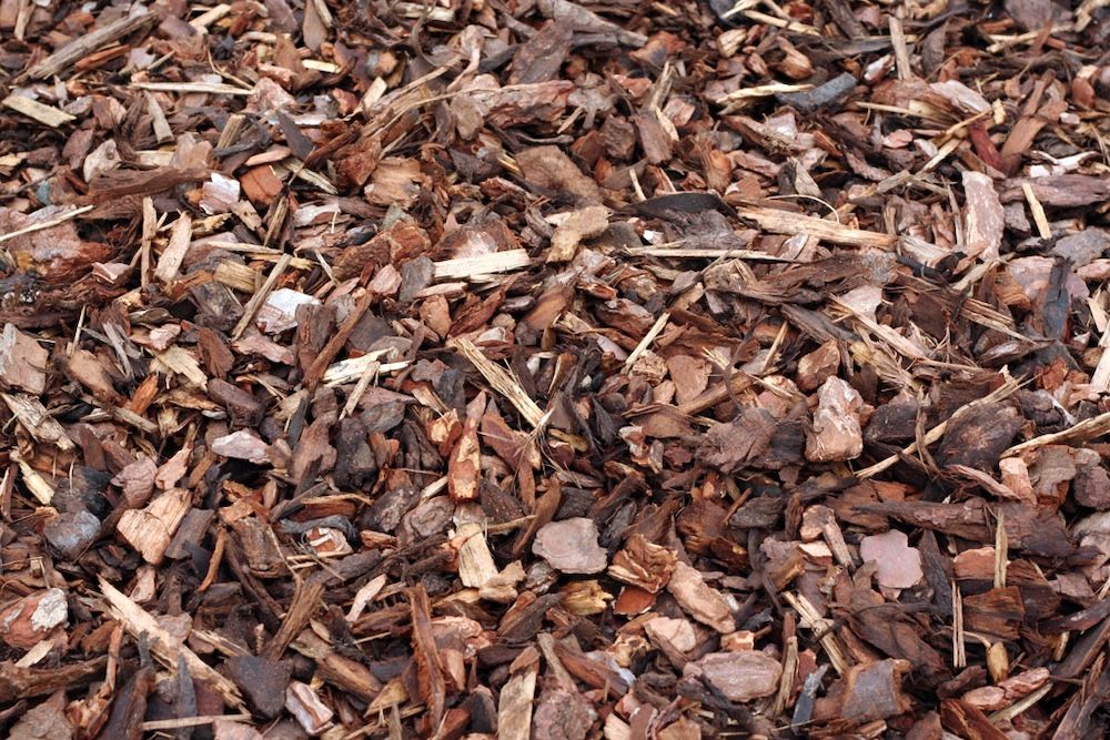 shredded bark mulch in different sizes