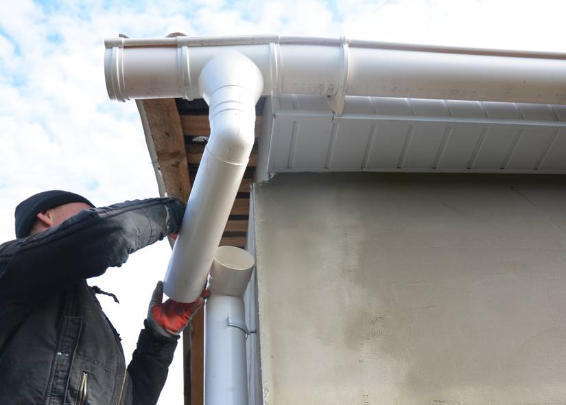 9 Gutter Alternative Ideas You Should Consider for Your Home