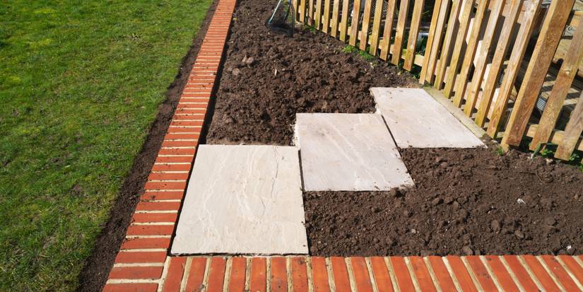 5 Garden Edging Ideas That Instantly Upgrade Your Outdoor Space