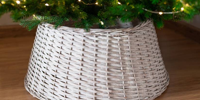 How to Fix a Leaning Artificial Christmas Tree After Decorated: Easy Tips