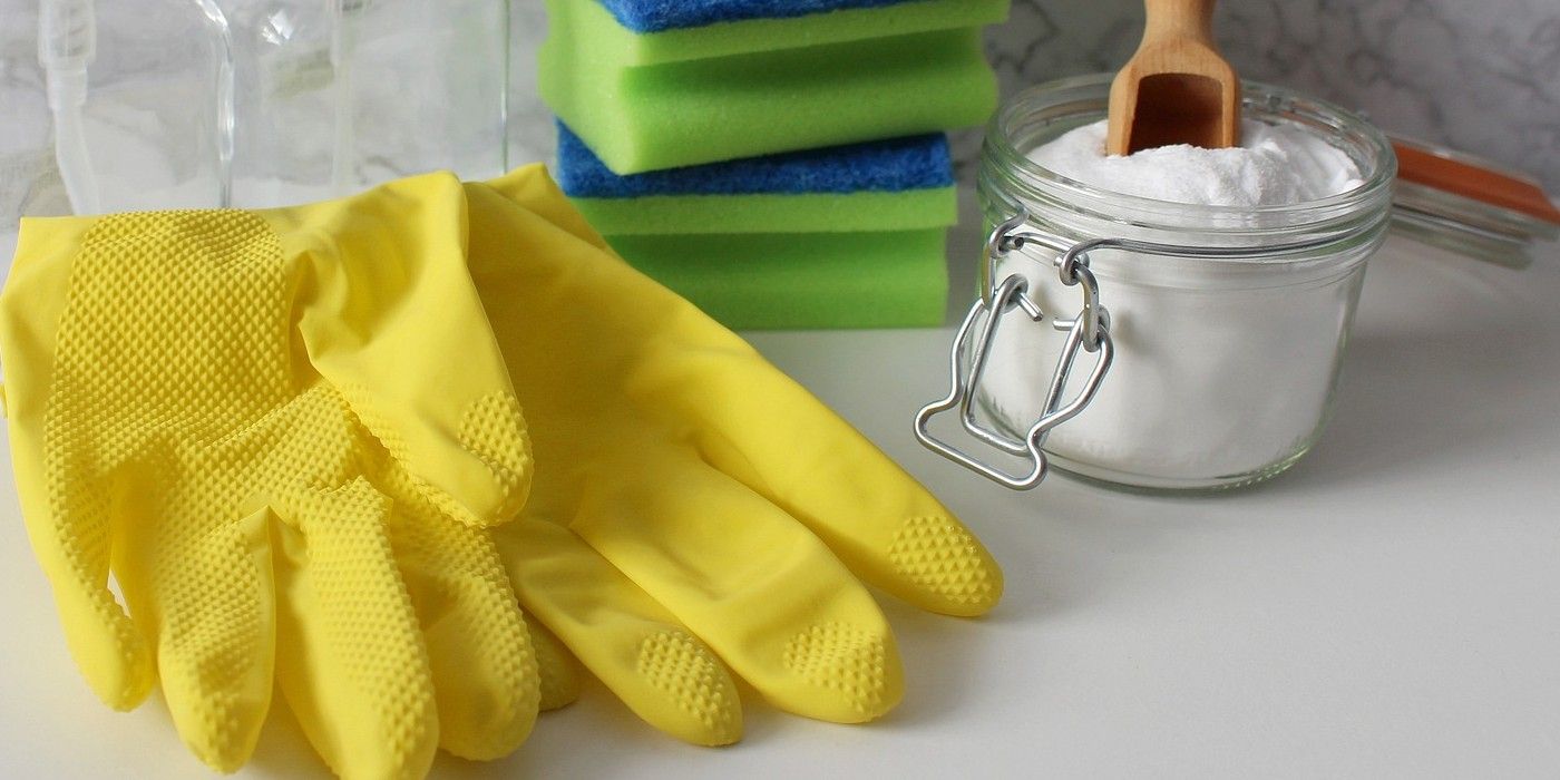 Use Baking Soda to Remove Oil Stains