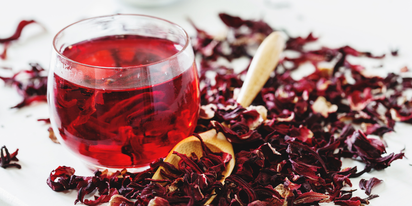 Use 5 Herbs to Create Refreshing, Cold Herbal Tea