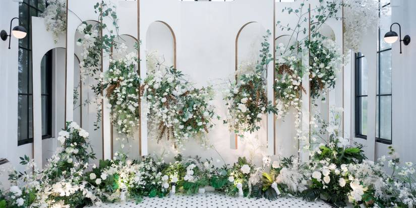 Rising Trends: Embracing Height in Spring Wedding Floral Designs