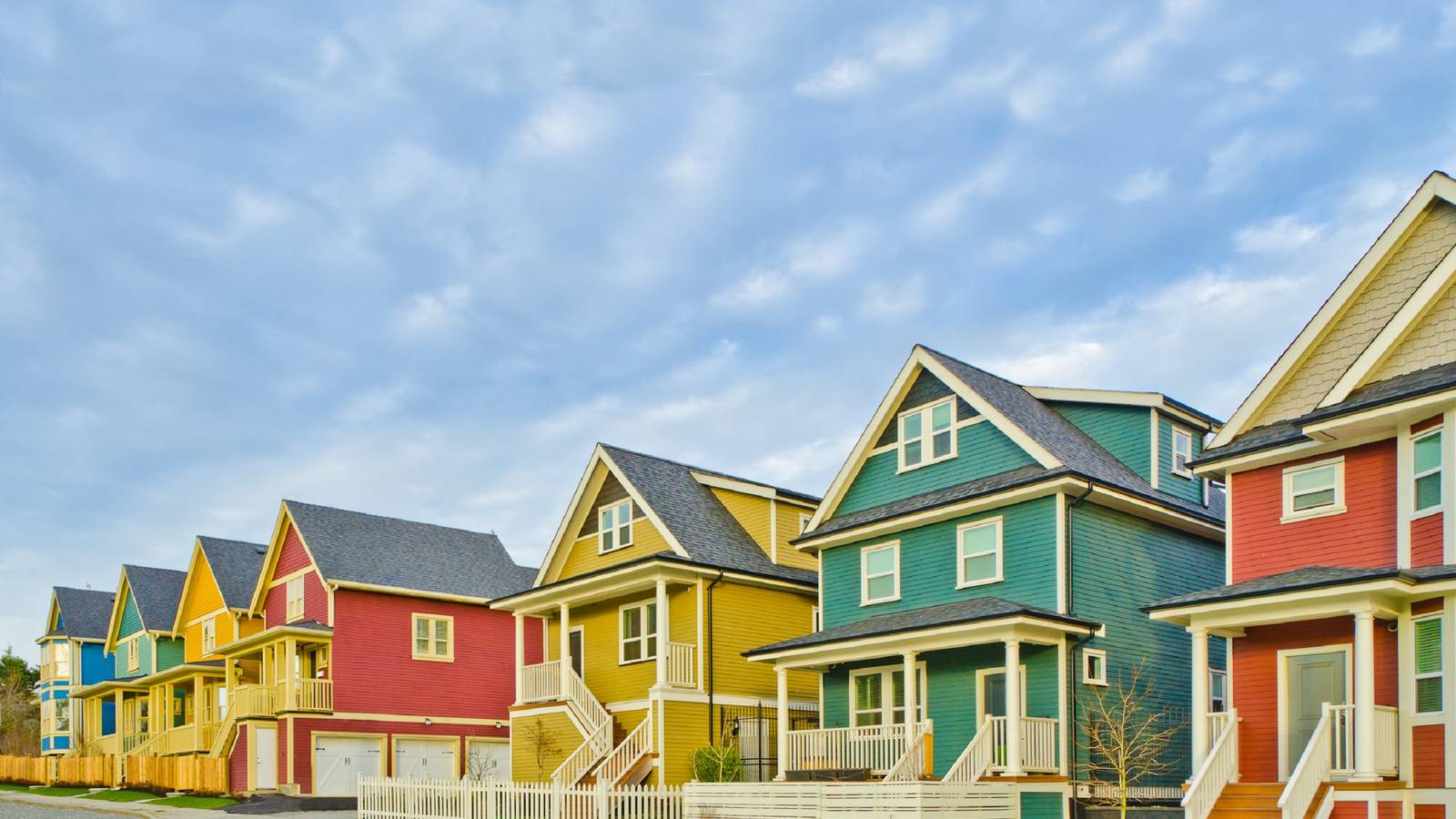 Vinyl Siding: How to Choose the Perfect Paint Color