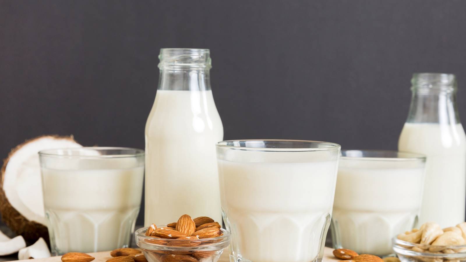 Plant Based Milk: The Good and Bad