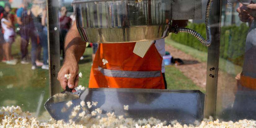 Gourmet Popcorn: From Humble Snack to a Sweet or Savory Treat
