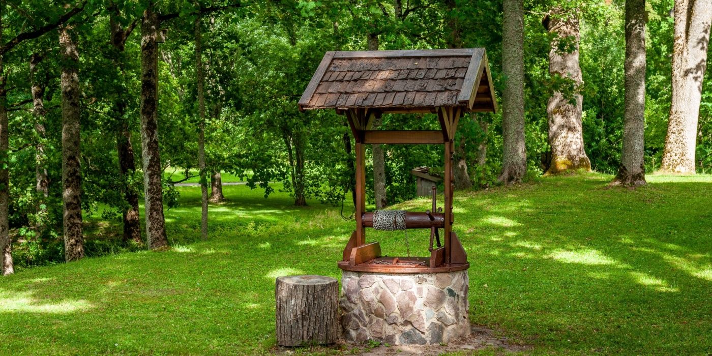DIY Decorative Garden Well: Build a Rustic Backyard Centerpiece