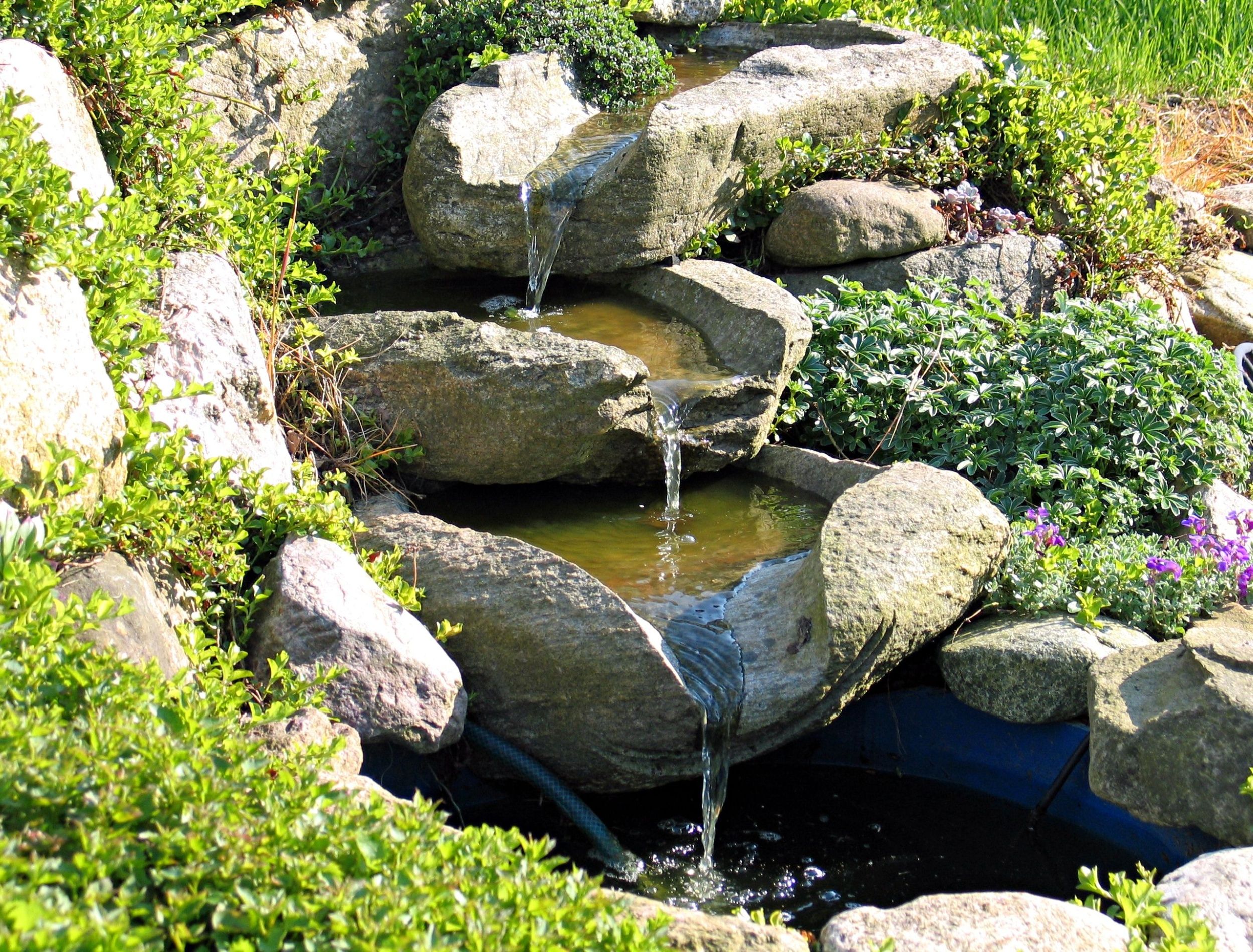DIY Waterfalls: Easy Backyard Ideas for a Stunning Water Feature, image size:2500x1900
