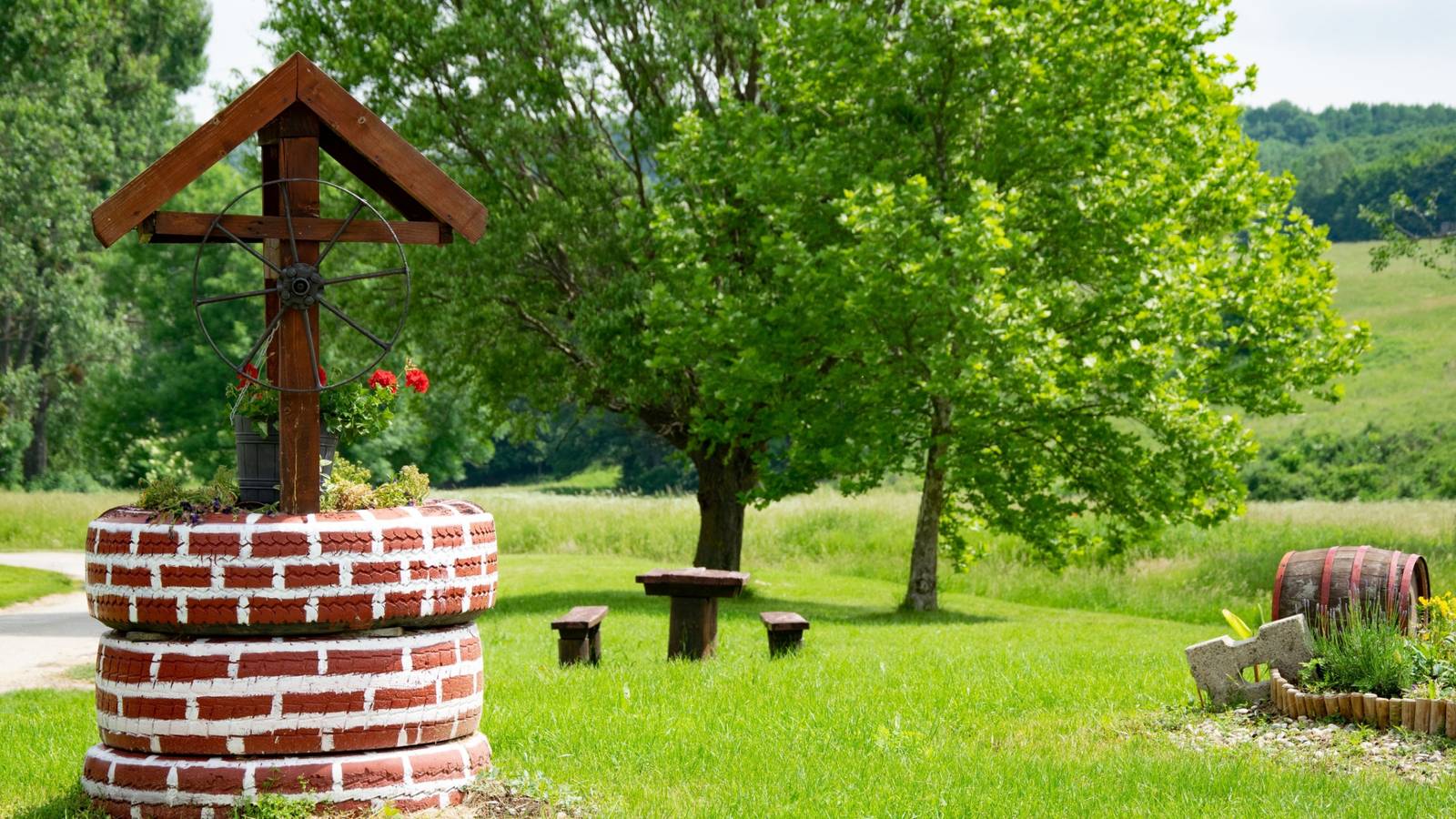 How to Build a Backyard Wishing Well Using Old Tires
