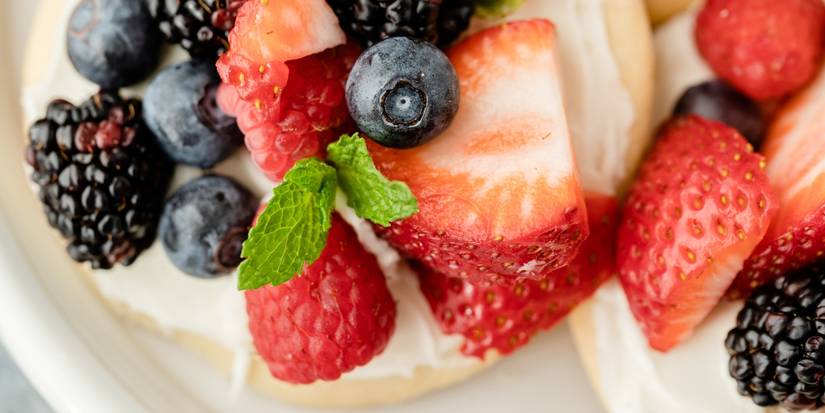 Berry Fruit Pizza