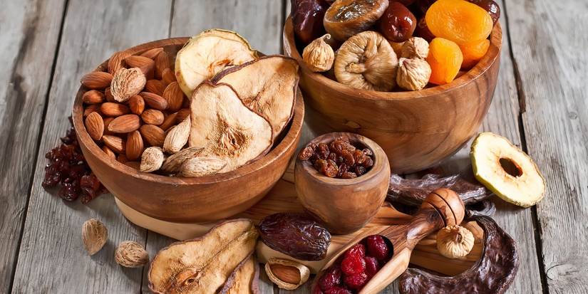 5 Trail Mix Recipes: Healthy Food for Your Activities