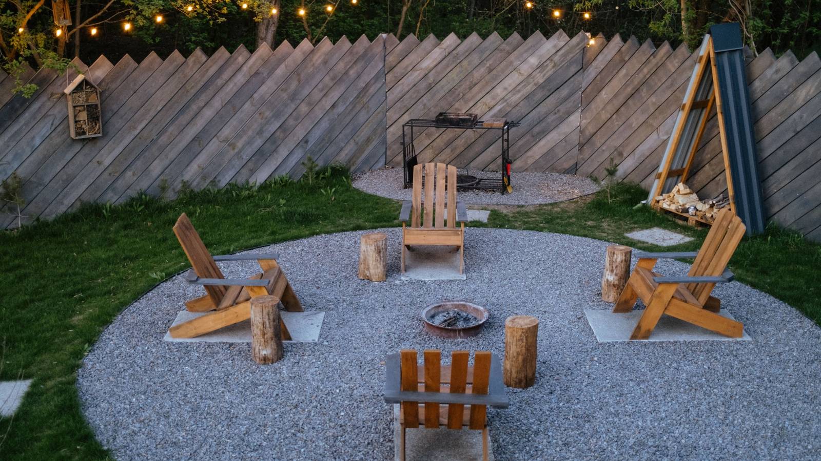 How to Make a Gravel Fire Pit That's Safe, Stylish, and Durable, image size:1600x900