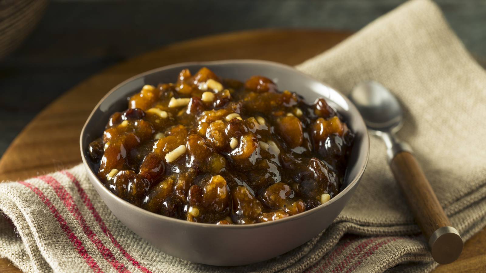 Modern Mincemeat: Bright Fruits, Cozy Spices, and Fresh Holiday Flavor